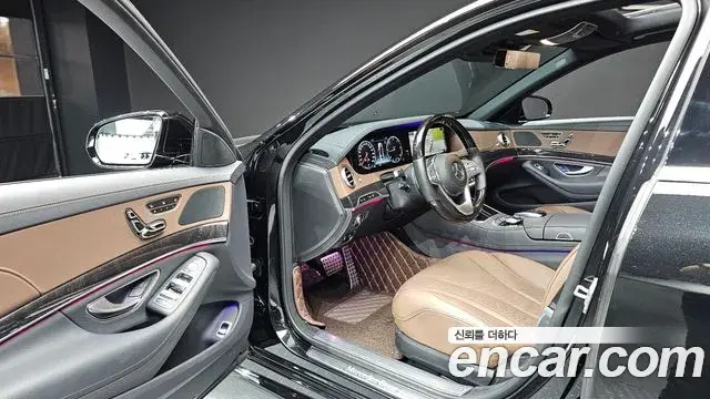 Mercedes-Benz S-Class 2020 — Фото 10/20