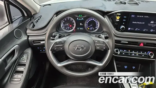 Hyundai Sonata 2022 — Фото 13/20
