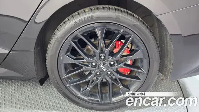 Kia K5 2021 — Photo 32/38