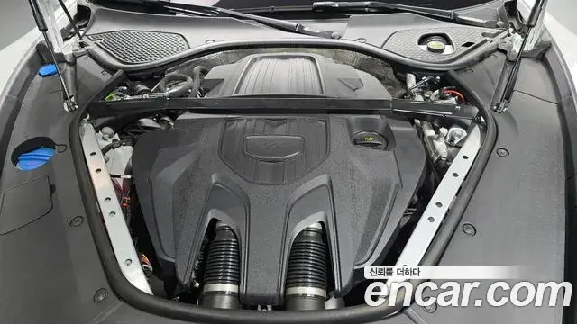 Porsche Panamera 2025 — Photo 15/36