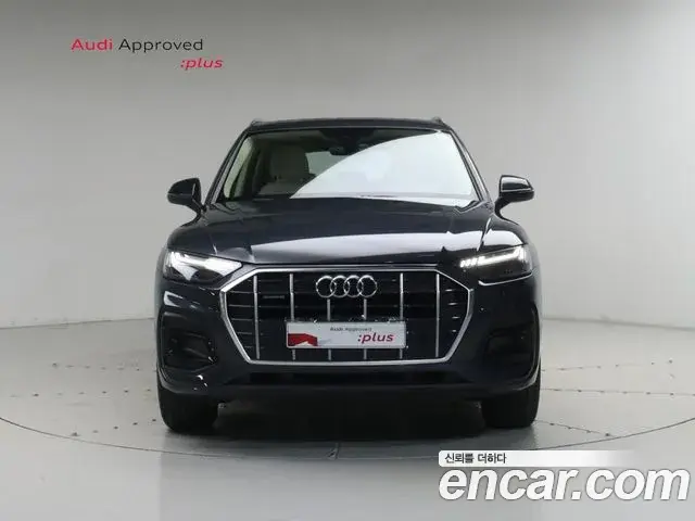 Audi Q5 2023 — Фото 3/20