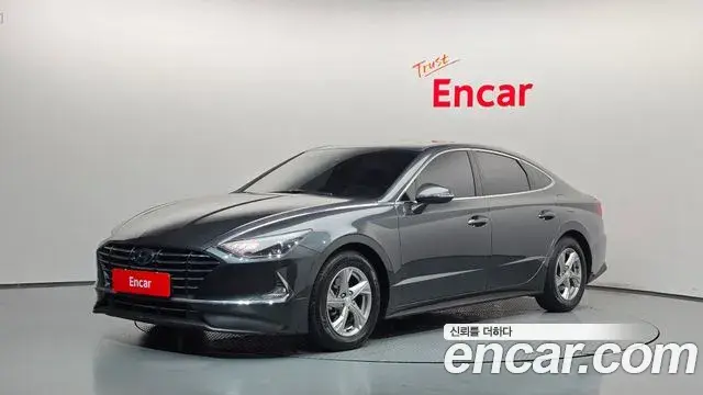 Hyundai Sonata 2023 — Фото 1/20