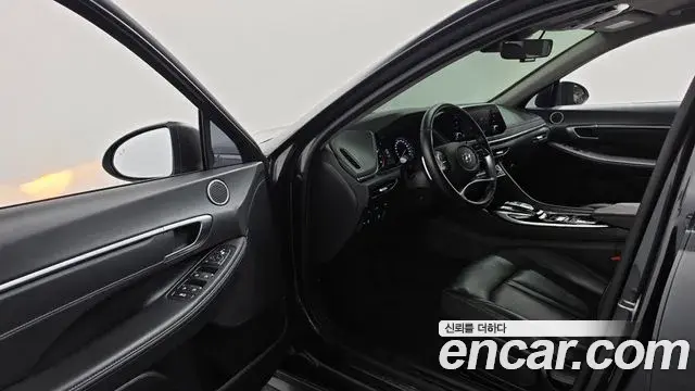 Hyundai Sonata 2023 — Фото 10/20