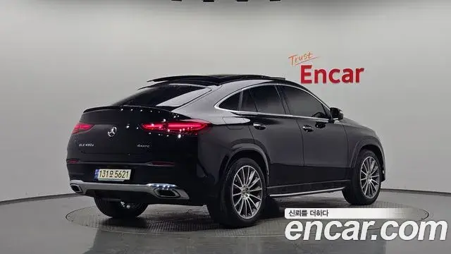 Mercedes-Benz GLE-Class 2023 — Фото 2/20