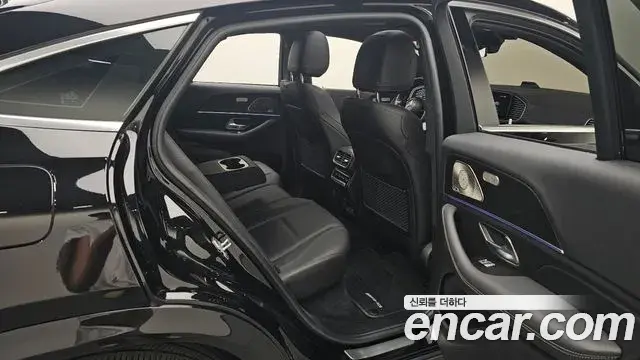 Mercedes-Benz GLE-Class 2023 — Фото 12/20