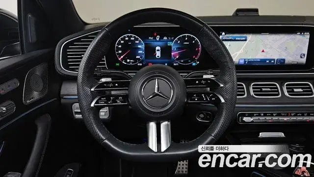 Mercedes-Benz GLE-Class 2023 — Фото 13/20