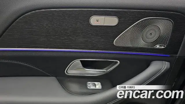 Mercedes-Benz GLE-Class 2023 — Фото 19/20