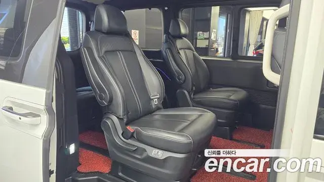 Hyundai Staria 2022 — Фото 12/20
