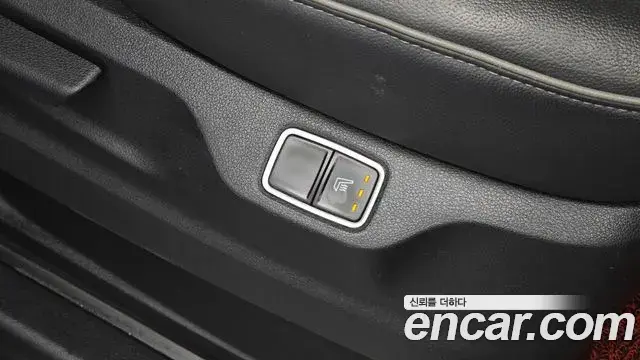 Hyundai Staria 2022 — Фото 19/20