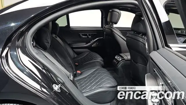Mercedes-Benz S-Class 2023 — Фото 12/20