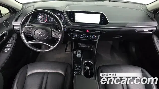 Hyundai Sonata 2022 — Фото 7/20
