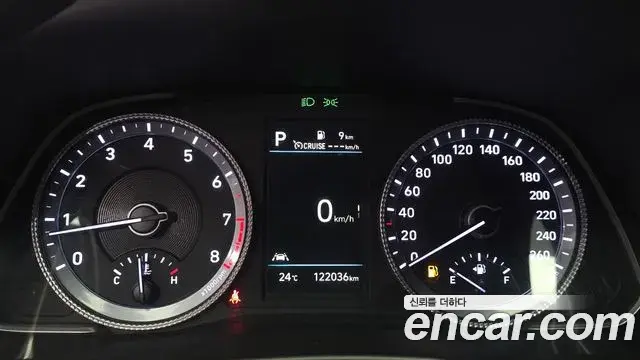 Hyundai Sonata 2022 — Фото 8/20