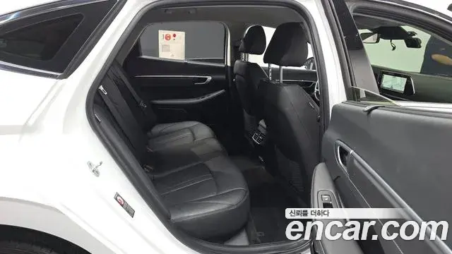 Hyundai Sonata 2022 — Фото 12/20
