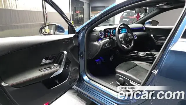 Mercedes-Benz A-Class 2022 — Фото 10/20