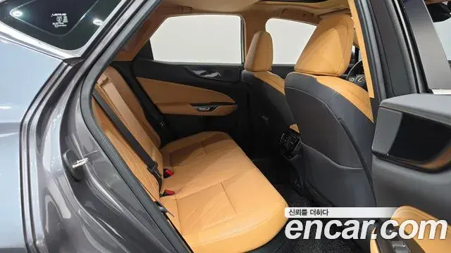Lexus NX350h 2023 — Фото 11/20