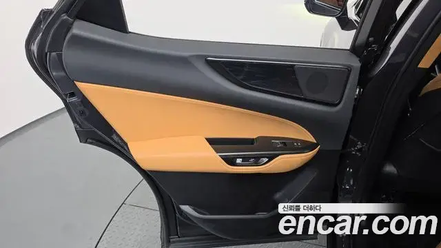 Lexus NX350h 2023 — Şəkil 18/34