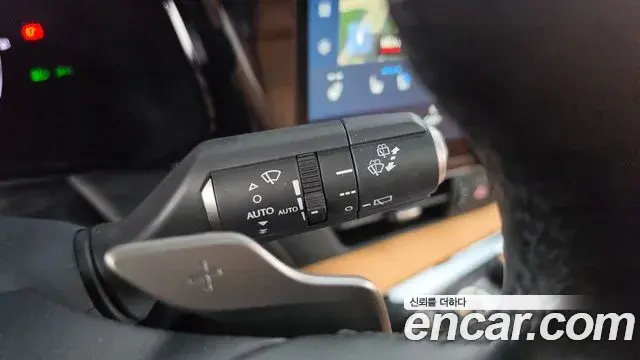 Lexus NX350h 2023 — Şəkil 16/34