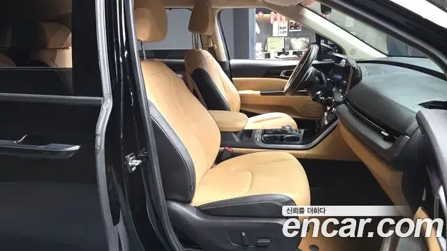 Kia Carnival 2023 — Фото 11/20