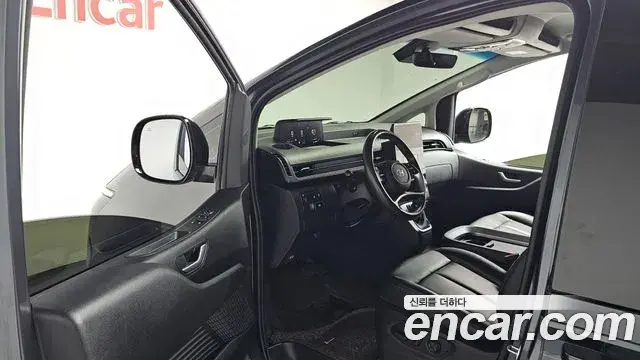 Hyundai Staria 2021 — Фото 10/20