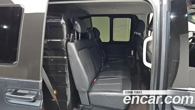 Hyundai Staria 2021 — Фото 12/20