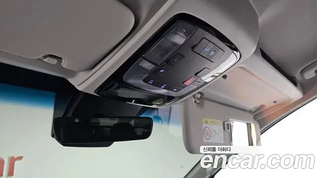 Hyundai Staria 2021 — Фото 19/20