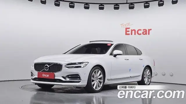 Volvo S90 2020 — Фото 1/20