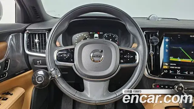 Volvo S90 2020 — Фото 14/20
