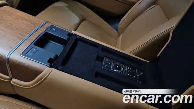 Land Rover Range Rover 2020 — Şəkil 33/44