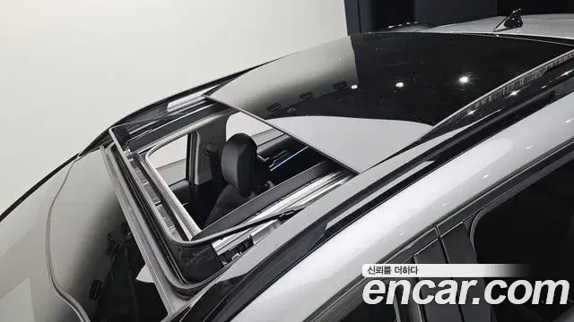 Kia Sportage 2022 — ფოტო 31/38
