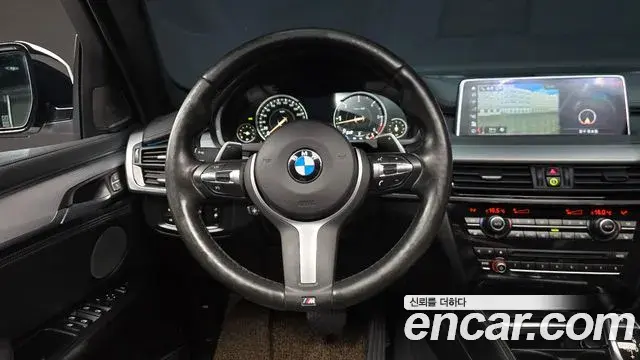 BMW X6 2018 — Фото 12/20