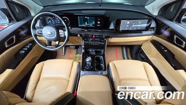 Kia Carnival 2021 — Фото 7/20