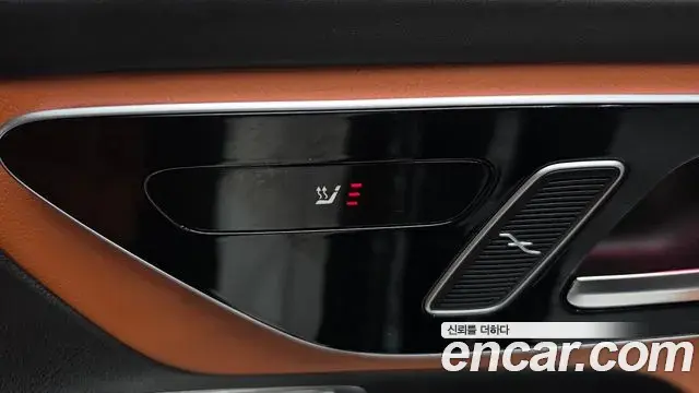 Mercedes-Benz GLC-Class 2025 — Фото 18/20
