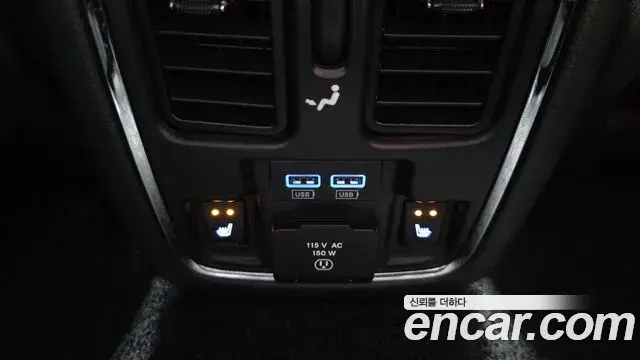 Jeep Grand Cherokee 2021 — ფოტო 29/34