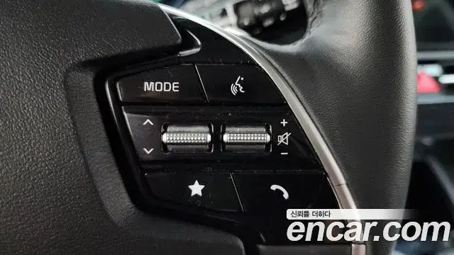 Kia Niro 2022 — Фото 16/20