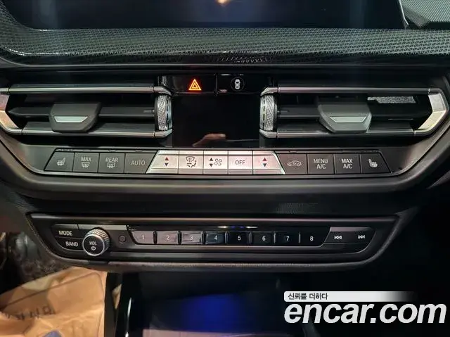 BMW 1 Series 2023 — Фото 13/20
