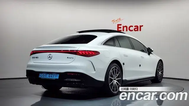 Mercedes-Benz EQS 2023 — Photo 33/34
