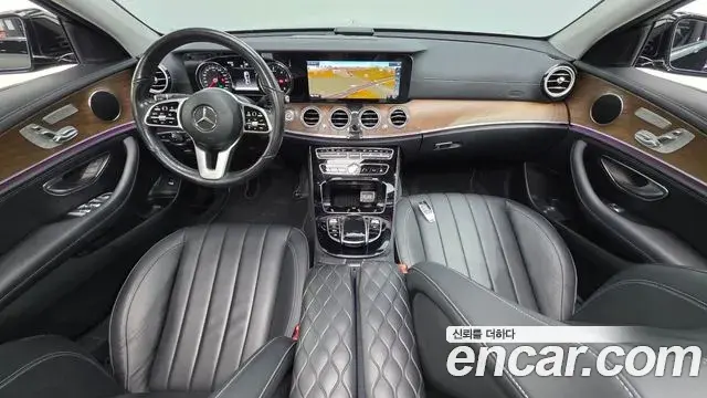 Mercedes-Benz E-Class 2019 — Фото 7/20