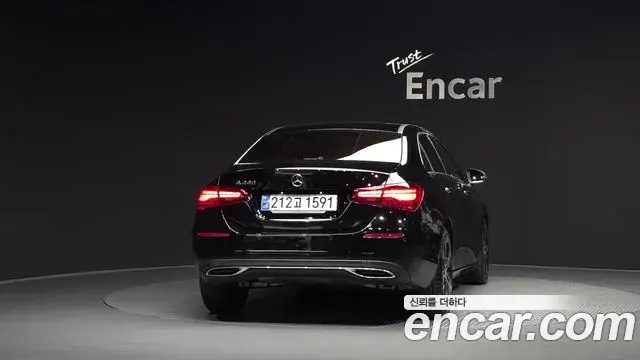 Mercedes-Benz A-Class 2025 — Фото 4/20
