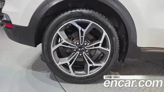 Kia Sportage The Bold 2019 — ფოტო 3/35
