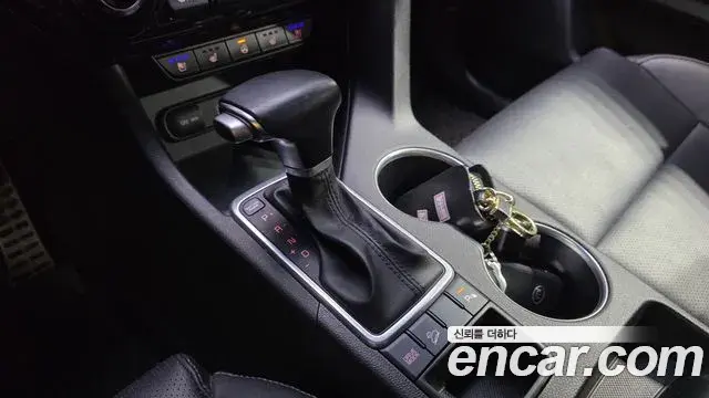 Kia Sportage The Bold 2019 — ფოტო 12/35