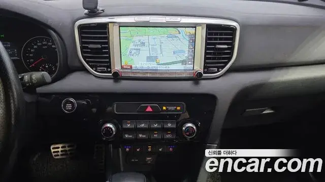 Kia Sportage The Bold 2019 — ფოტო 30/35