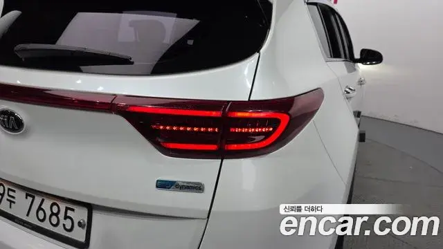 Kia Sportage The Bold 2019 — ფოტო 20/35