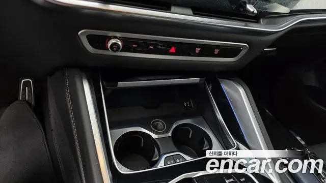 BMW X6 2025 — Фото 18/20