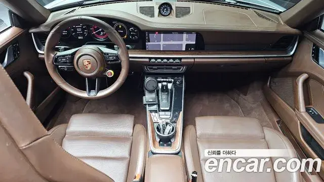 Porsche 911 2020 — Фото 7/20