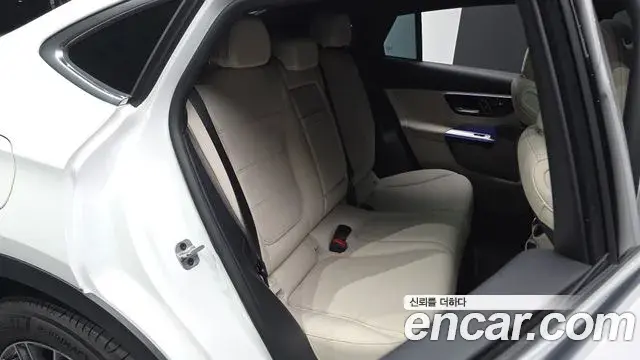 Mercedes-Benz GLC-Class 2025 — Фото 10/20