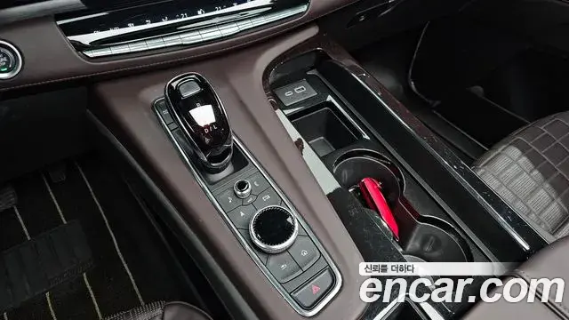 Cadillac Escalade 2023 — Şəkil 34/39