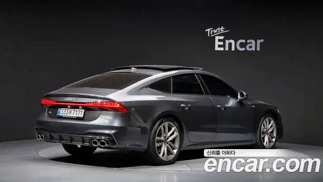 Audi A7 2020 — Фото 2/20