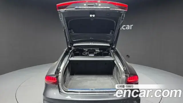Audi A7 2020 — Фото 20/20