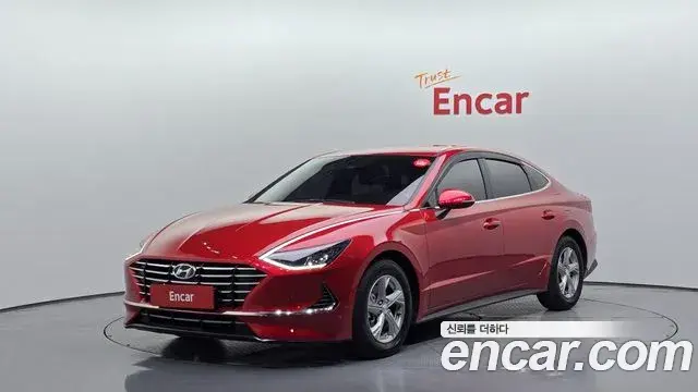Hyundai Sonata 2019 — Фото 1/20