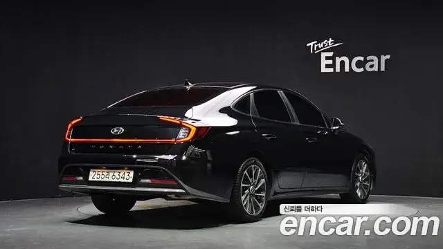 Hyundai Sonata 2020 — Фото 2/20